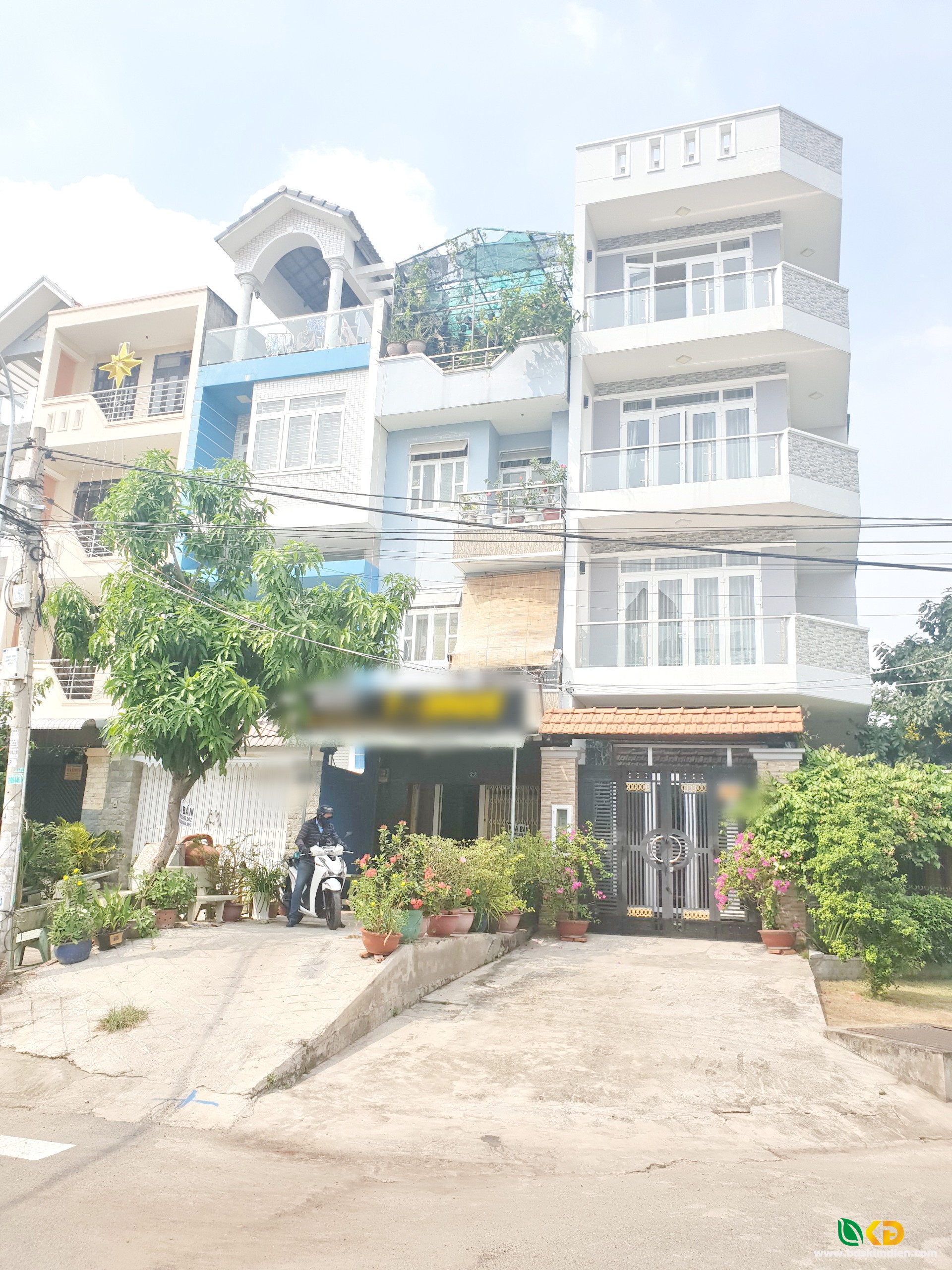 Bán nhà 4 lầu mặt tiền đường số 13 KDC Phong Phú – Bình Chánh